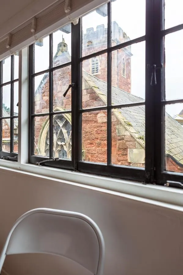 Unique Exeter Tudor Cottage On Famous Cobbled Hill Великобритания