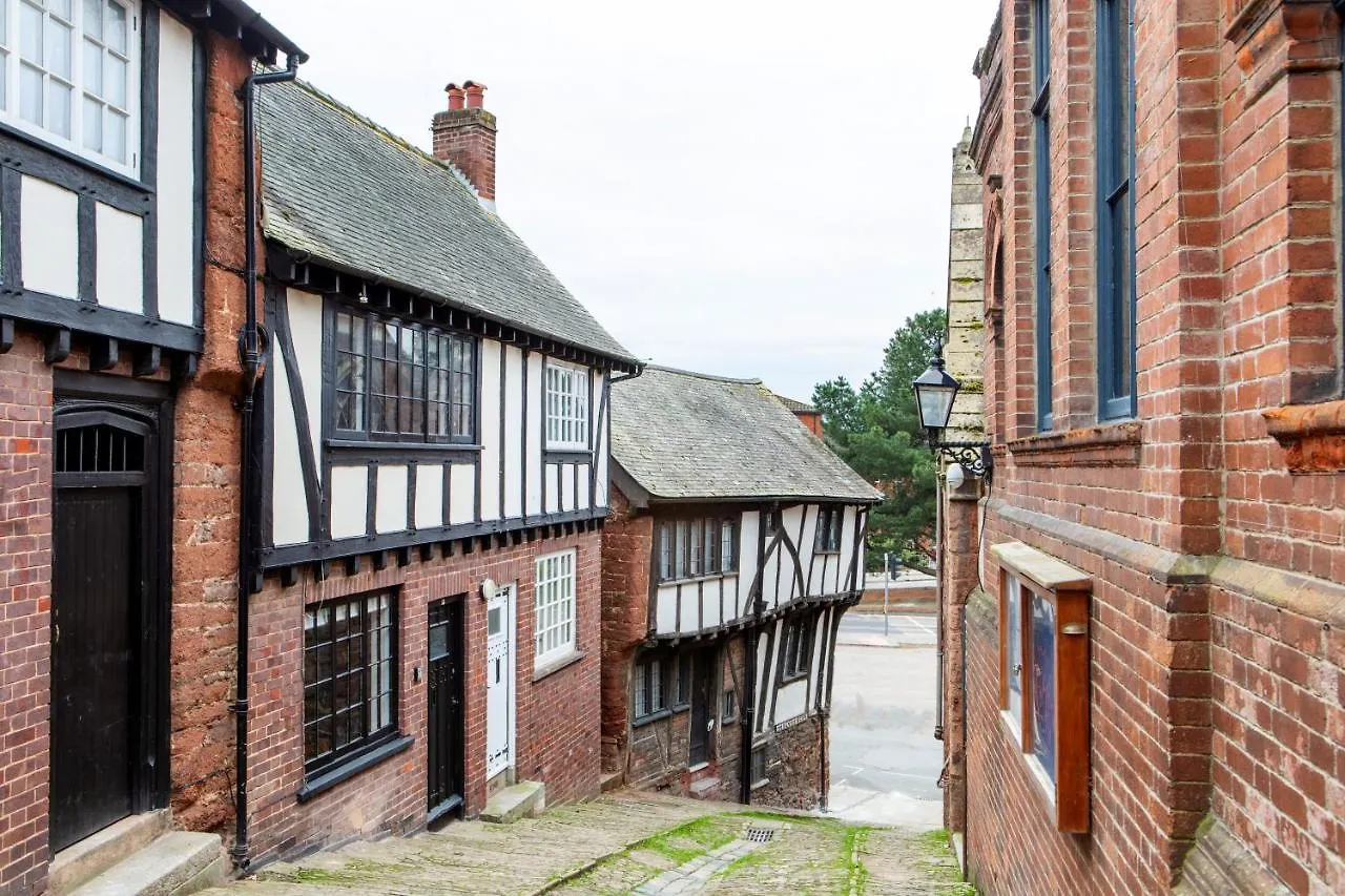 Nyaraló Unique Exeter Tudor Cottage On Famous Cobbled Hill Egyesült Királyság